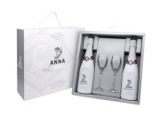 Anna de Codorniu - Brut White in geschenkverpakking met 2 glazen  - 2 x 0.75L